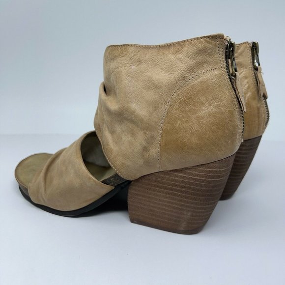 OTBT Womens Patchouli Taupe Open Toe Leather Stacked Sandals Heels Shoes 9 New - Picture 8 of 12